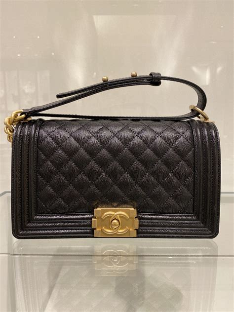 chanel boy handbag chanel|chanel boy original.